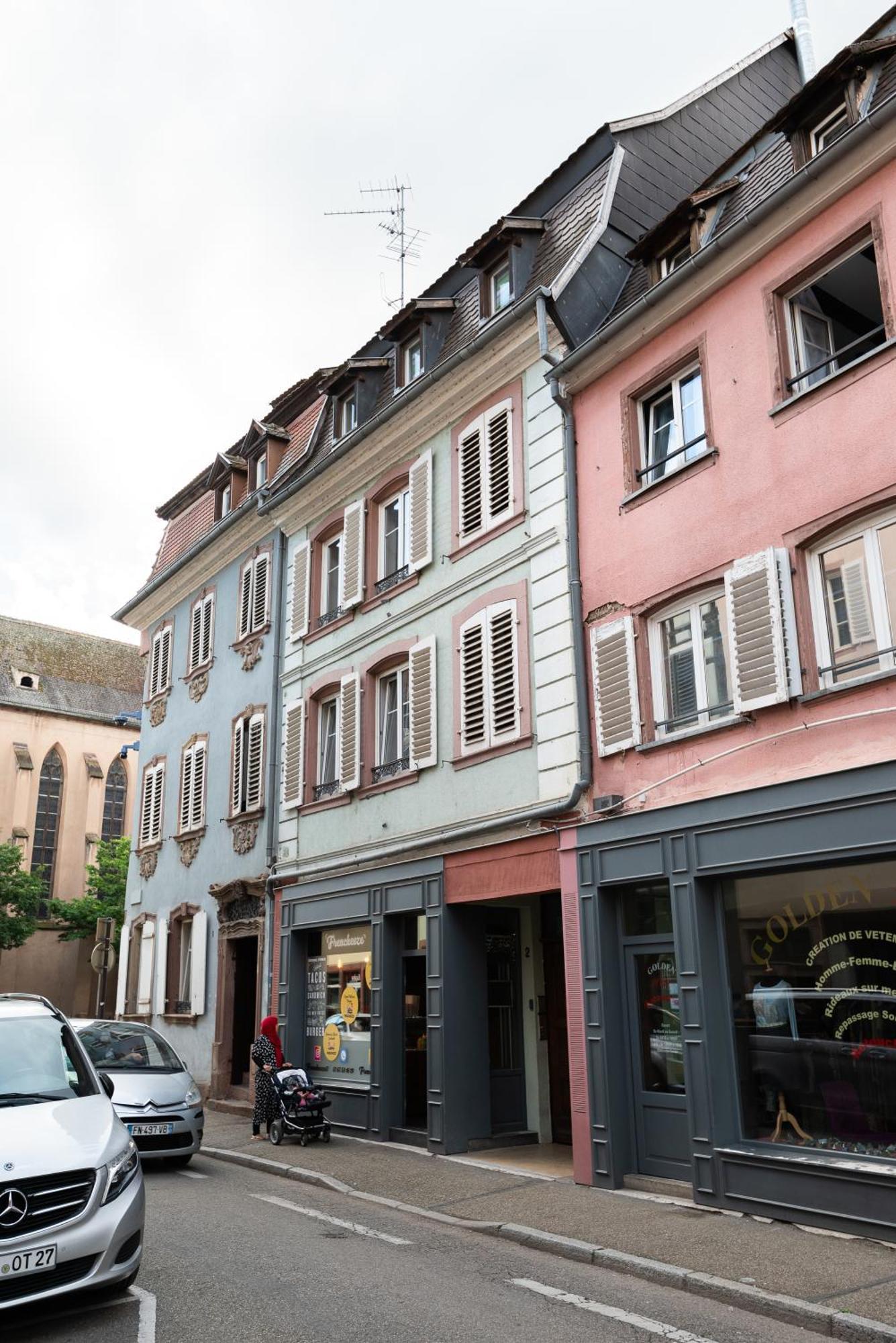 Le Repaire Du Chanceux Selestat Bagian luar foto
